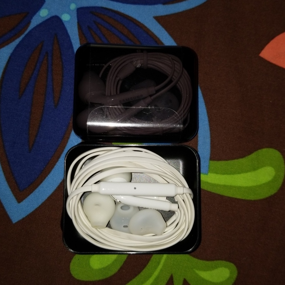 Samsung Ear Buds!!!